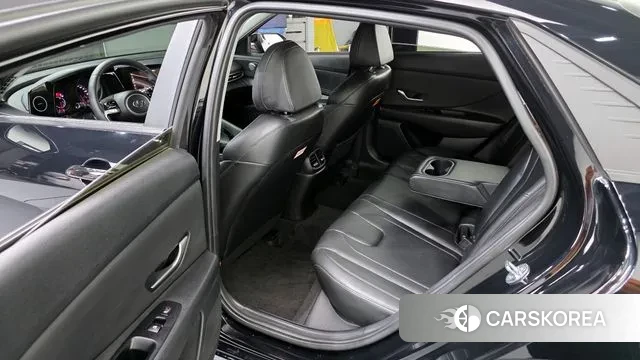 Hyundai Avante (CN7) 2023 Черный из Кореи, фото 2