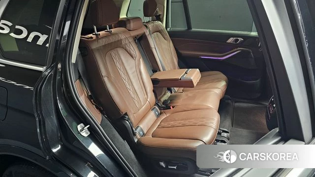 BMW X7 (G07) 2022 Черный из Кореи, фото 2