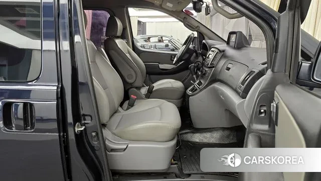 Hyundai The New Grand Starex 2019 Черный из Кореи, фото 2