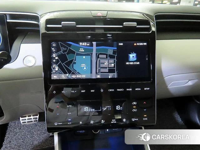 Hyundai Tucson (NX4) 2023 Серебристо-серый из Кореи, фото 2
