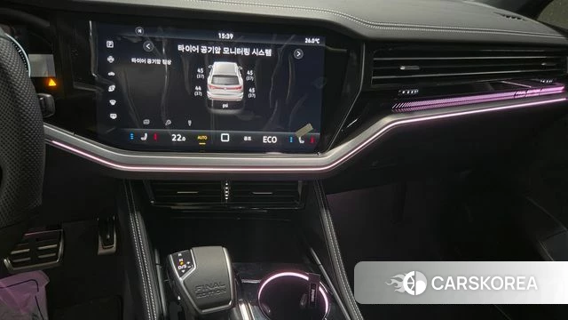Volkswagen Touareg 3rd generation 2026 Черный из Кореи, фото 2