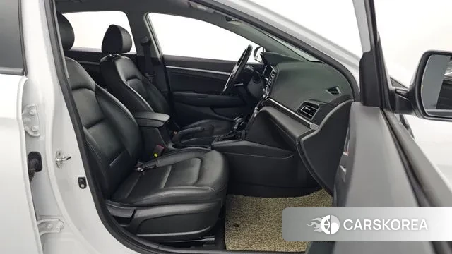 Hyundai The New Avante AD 2018 Белый из Кореи, фото 2