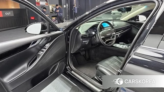 Genesis G80 (RG3) 2022 Черный из Кореи, фото 2