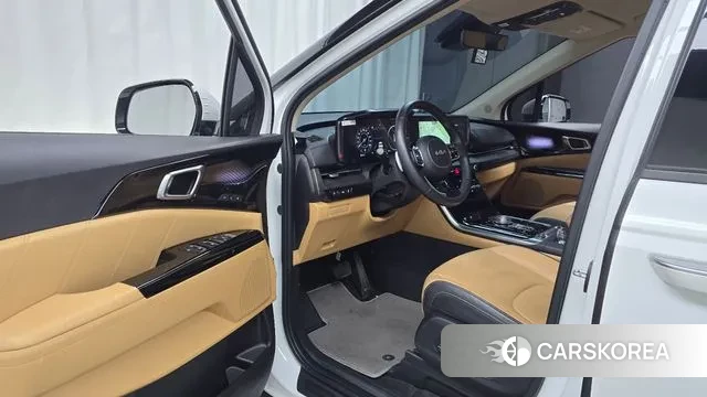 Kia Carnival 4th generation 2023 Белый из Кореи, фото 2