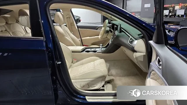 Genesis G70 2019 Синий из Кореи, фото 2