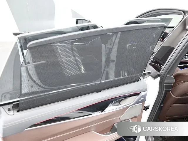 BMW 6 Series GT (G32) 2024 Белый из Кореи, фото 2