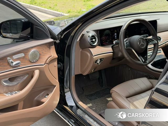 Mercedes-Benz E-class id 4209291 из Китая 2