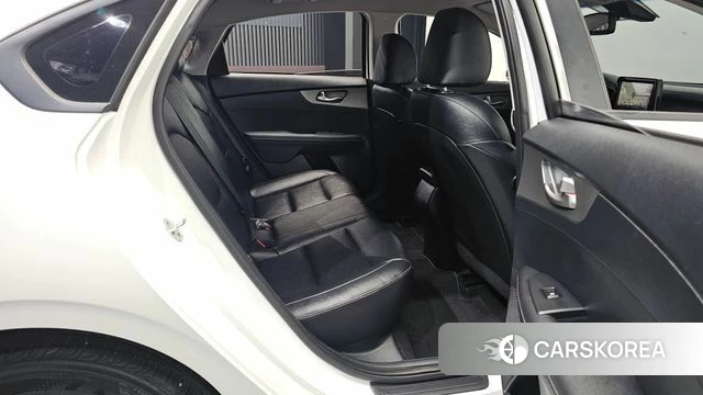 Kia Come New K3 2021 Белый из Кореи, фото 2
