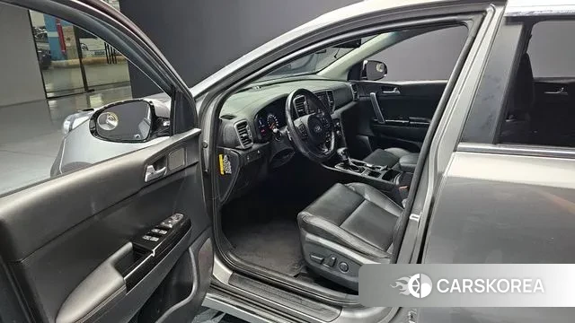 Kia Sportage 4th Generation 2018 Серый из Кореи, фото 2