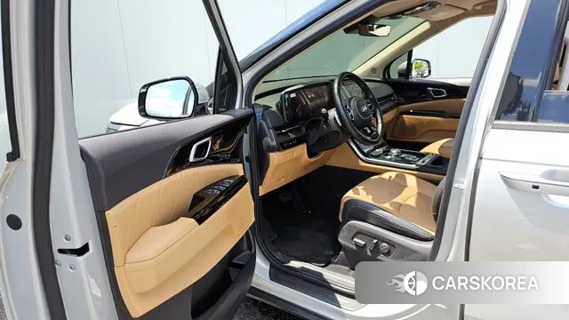 Kia Carnival 4th generation 2021 Серебряный из Кореи, фото 2