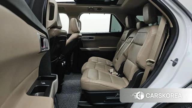 Ford Explorer 6th Generation 2020 Белый из Кореи, фото 2