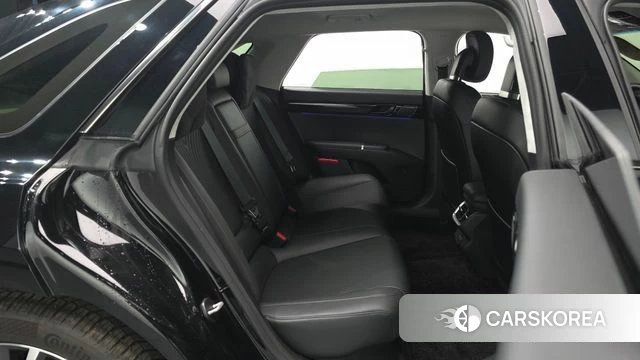 Hyundai Grandeur Hybrid (GN7) 2023 Черный из Кореи, фото 2