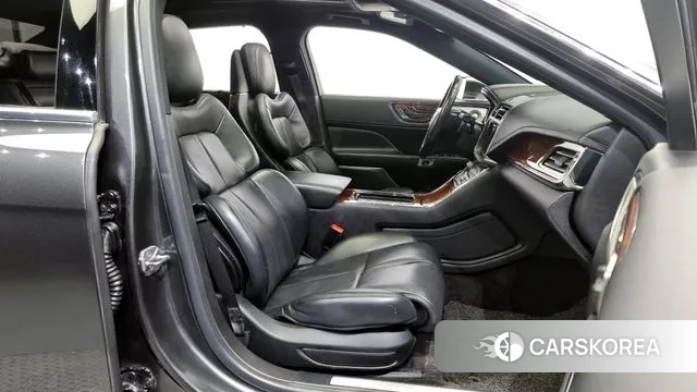 Lincoln Continental 10th Generation 2018 Серый из Кореи, фото 2