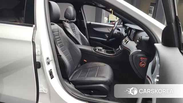 Mercedes-Benz E-Class W213 2020 Белый из Кореи, фото 2