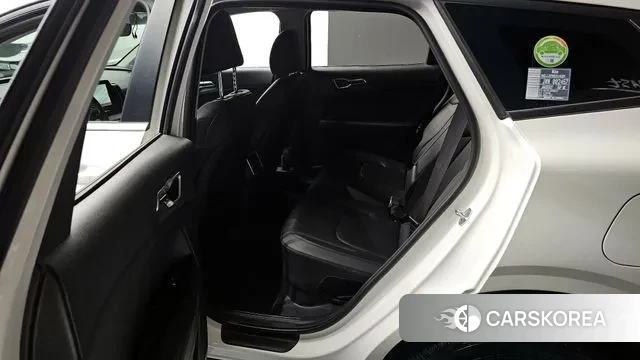 Kia Sportage 5th Generation Hybrid 2021 Белый из Кореи, фото 2