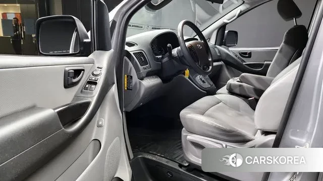 Hyundai The New Grand Starex 2019 Серебряный из Кореи, фото 2