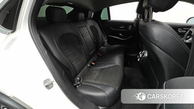 Mercedes-Benz GLC-Class X253 2018 Белый из Кореи, фото 2