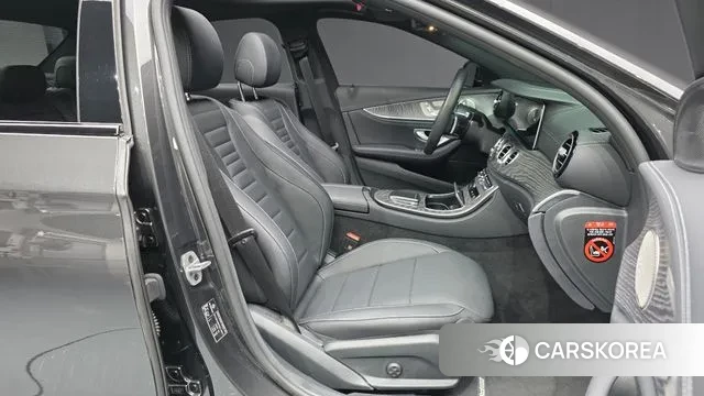 Mercedes-Benz E-Class W213 2023 Серый из Кореи, фото 2