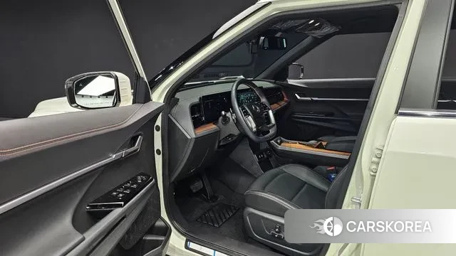 Ssangyong The New Torres 2024 Белый из Кореи, фото 2