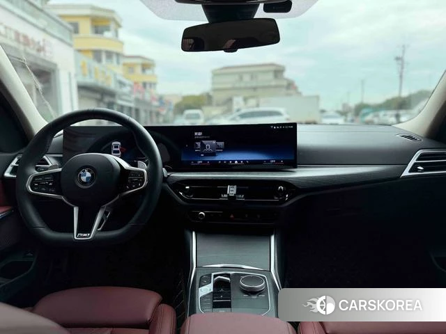 BMW 3 series 2025 Белый из Китая, фото 2