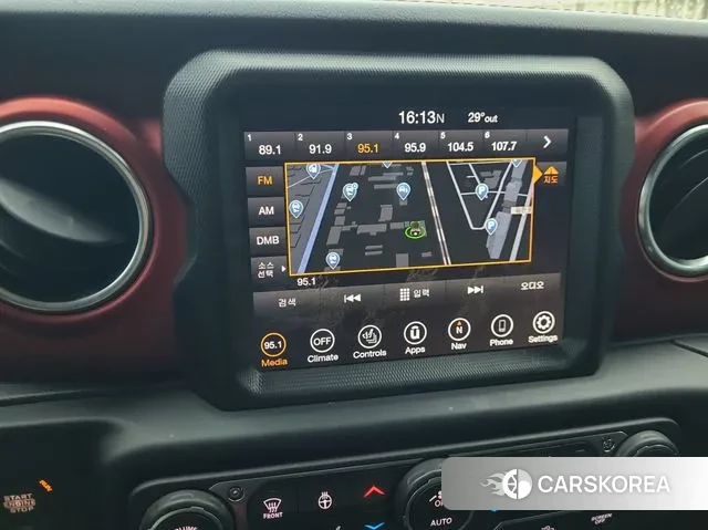 Jeep Gladiator (JT) 2021 Белый из Кореи, фото 2