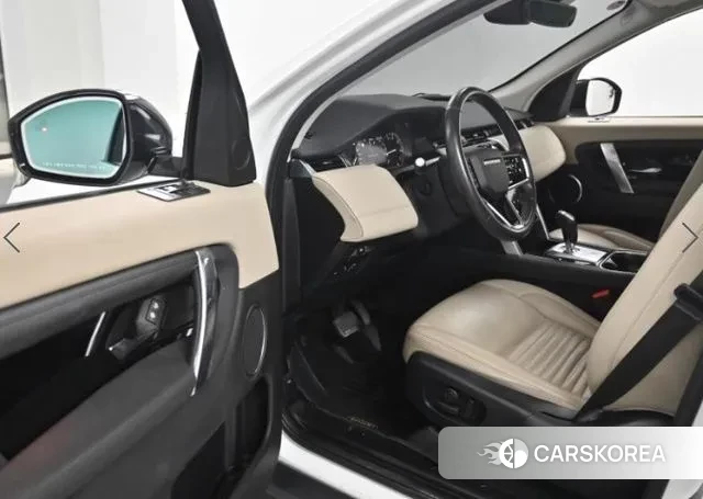 Land Rover Discovery Sports 2nd Generation 2022 Белый из Кореи, фото 2