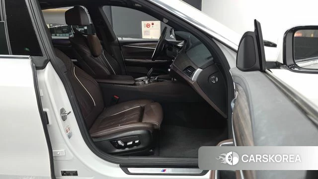 BMW 6 Series GT (G32) 2020 Белый из Кореи, фото 2