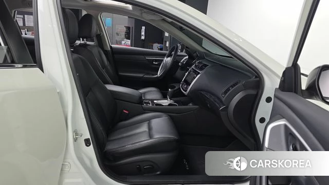 Nissan Altima 2018 Белый из Кореи, фото 2
