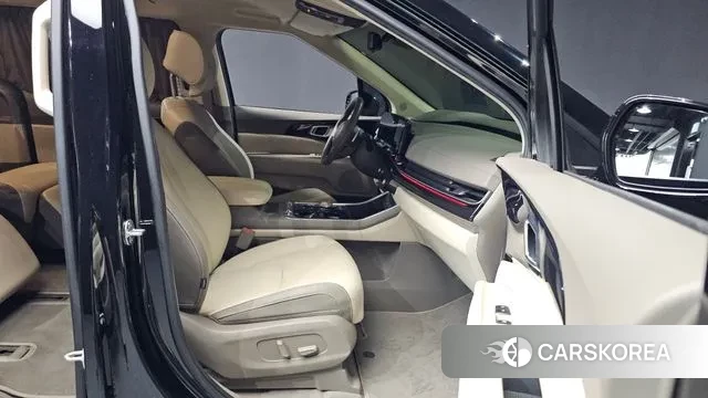 Kia The New Carnival 4th Generation 2024 Черный из Кореи, фото 2