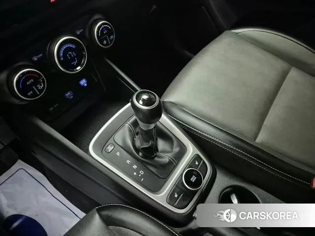 Hyundai Venue 2021 Синий из Кореи, фото 2