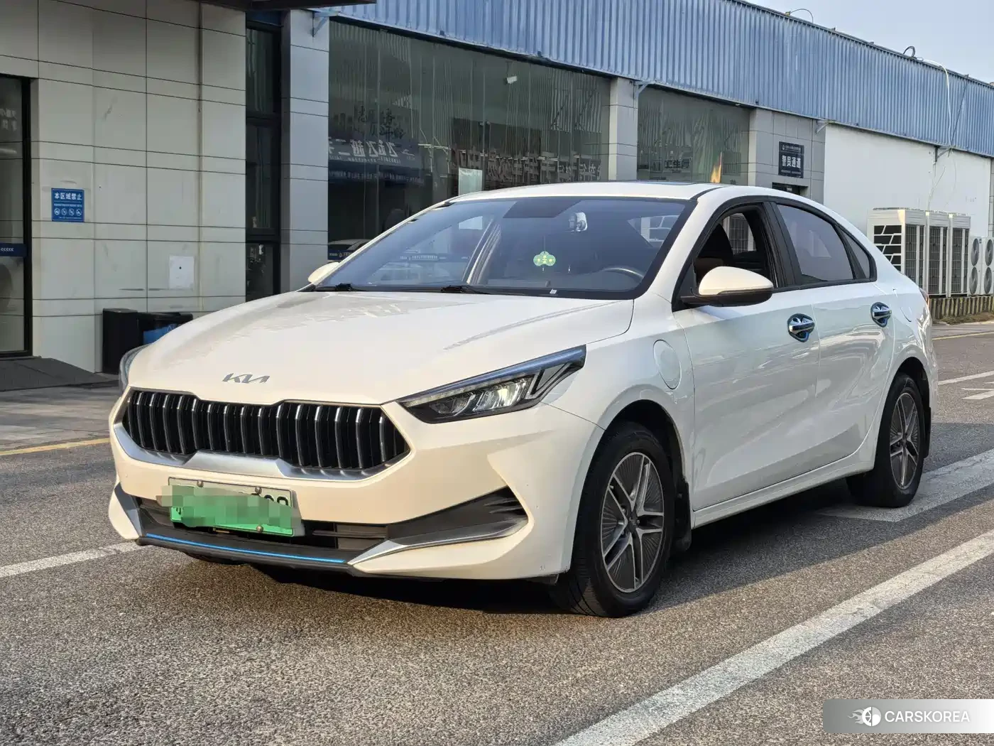 Kia K3 New Energy 2021 Белый из Китая, фото 2