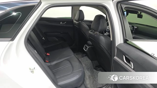 Kia K5 3rd generation 2023 Белый из Кореи, фото 2