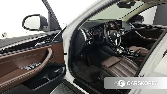 BMW X3 (G01) 2022 Белый из Кореи, фото 2