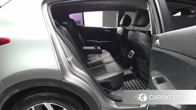 Kia Sportage The Bold 2018 Серебристо-серый из Кореи, фото 2