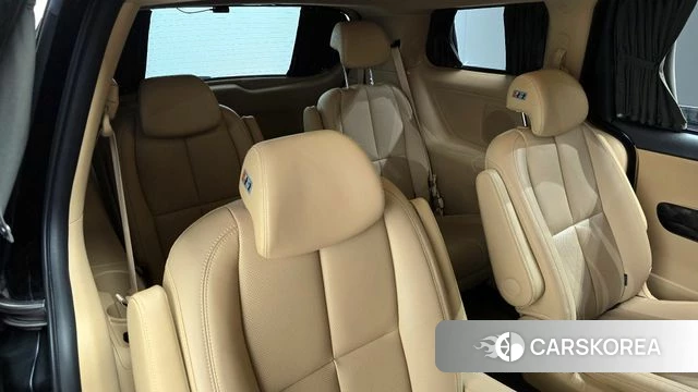 Kia The New Carnival 2018 Черный из Кореи, фото 2