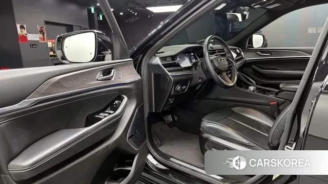 Jeep Grand Cherokee (WL) 2022 Черный из Кореи, фото 2