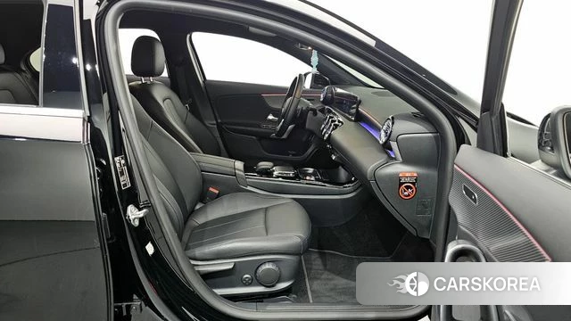 Mercedes-Benz A-Class W177 2022 Черный из Кореи, фото 2