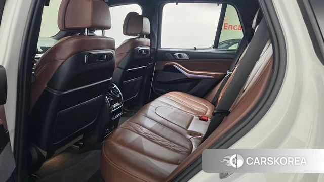 BMW X5 (G05) 2024 Белый из Кореи, фото 2