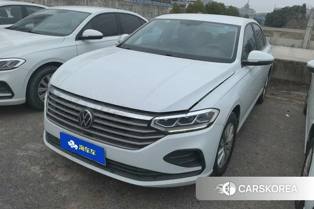Volkswagen Lavida 2023 Белый из Китая, фото 2