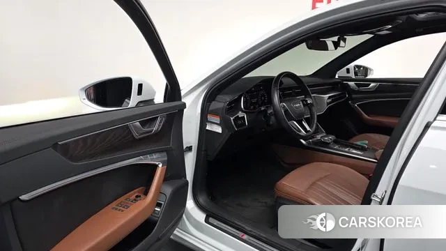 Audi A6 (C8) 2021 Белый из Кореи, фото 2