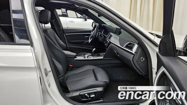 BMW 3 Series (F30) 2018 Белый из Кореи, фото 2