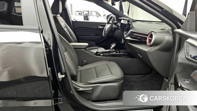 Chevrolet (GM Daewoo) Trax Crossover 2023 Черный из Кореи, фото 2