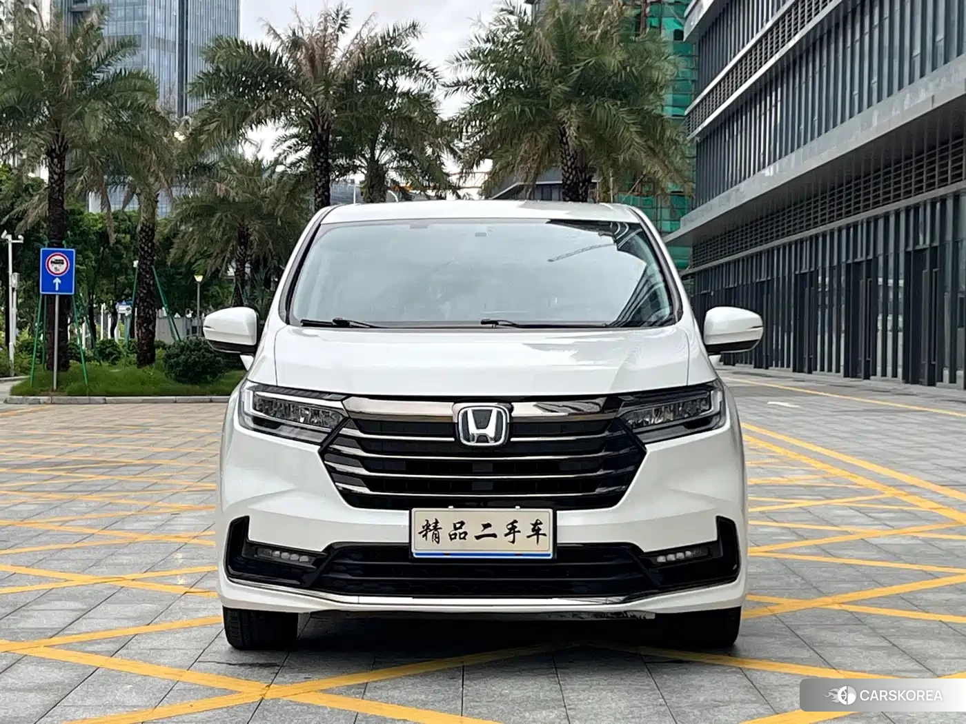 Honda Odyssey 2022 Белый из Китая, фото 2