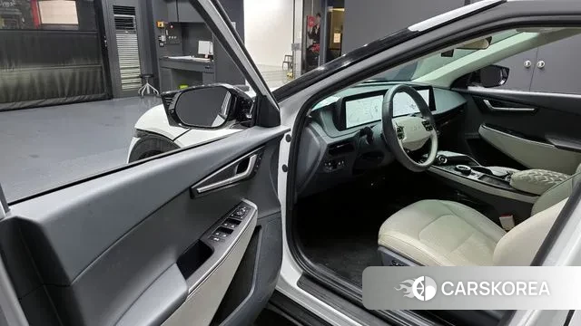 Kia EV6 2022 Белый из Кореи, фото 2