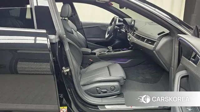 Audi A5 (F5) 2023 Черный из Кореи, фото 2