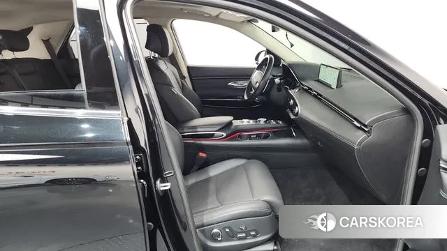 Genesis GV70 2023 Черный из Кореи, фото 2