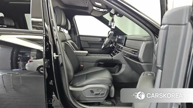Hyundai Santa Fe (MX5) 2023 Черный из Кореи, фото 2
