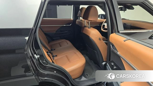Ssangyong Torres 2023 Черный из Кореи, фото 2