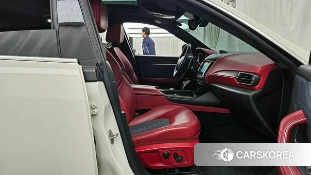 Maserati Levante 2019 Белый из Кореи, фото 2