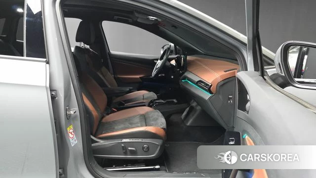 Volkswagen ID.4 2023 Серый из Кореи, фото 2